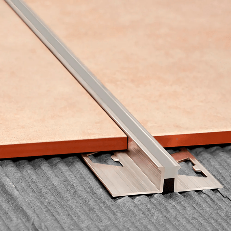 junta-de-dilatacao-cinza-p--ceramica--em-pvc-tec191-8mm-270m--tecnoperfil